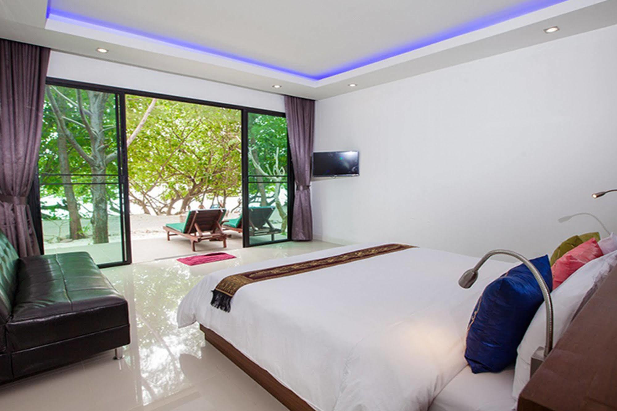Resor Paradise 3*