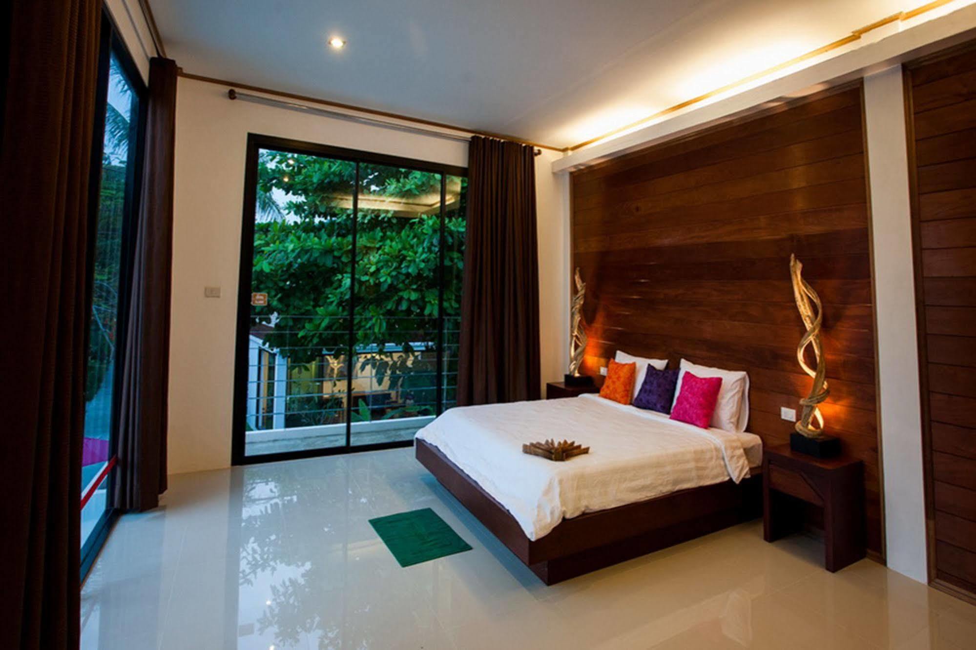 Paradise Resor